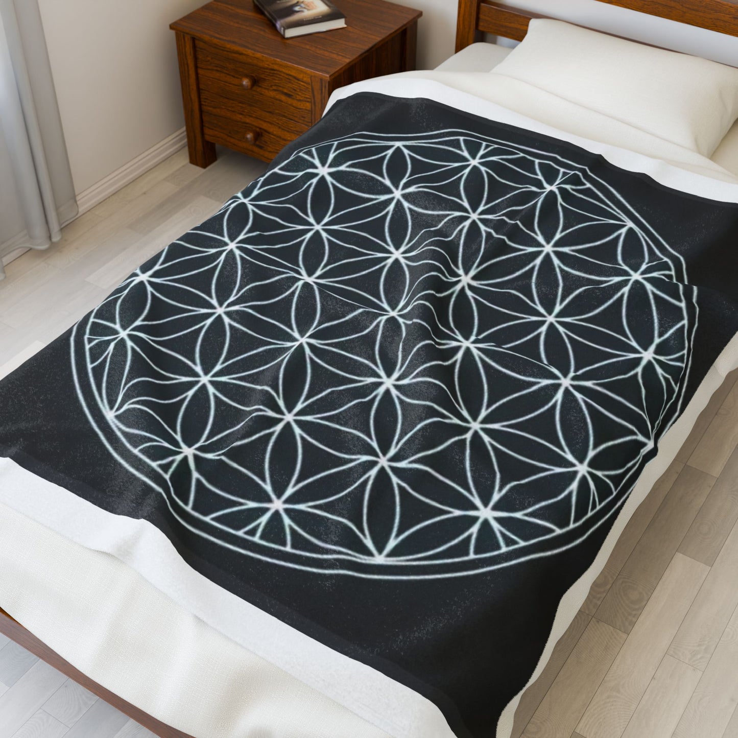 Cozy Velveteen Plush Blanket with Floral Mandala Design