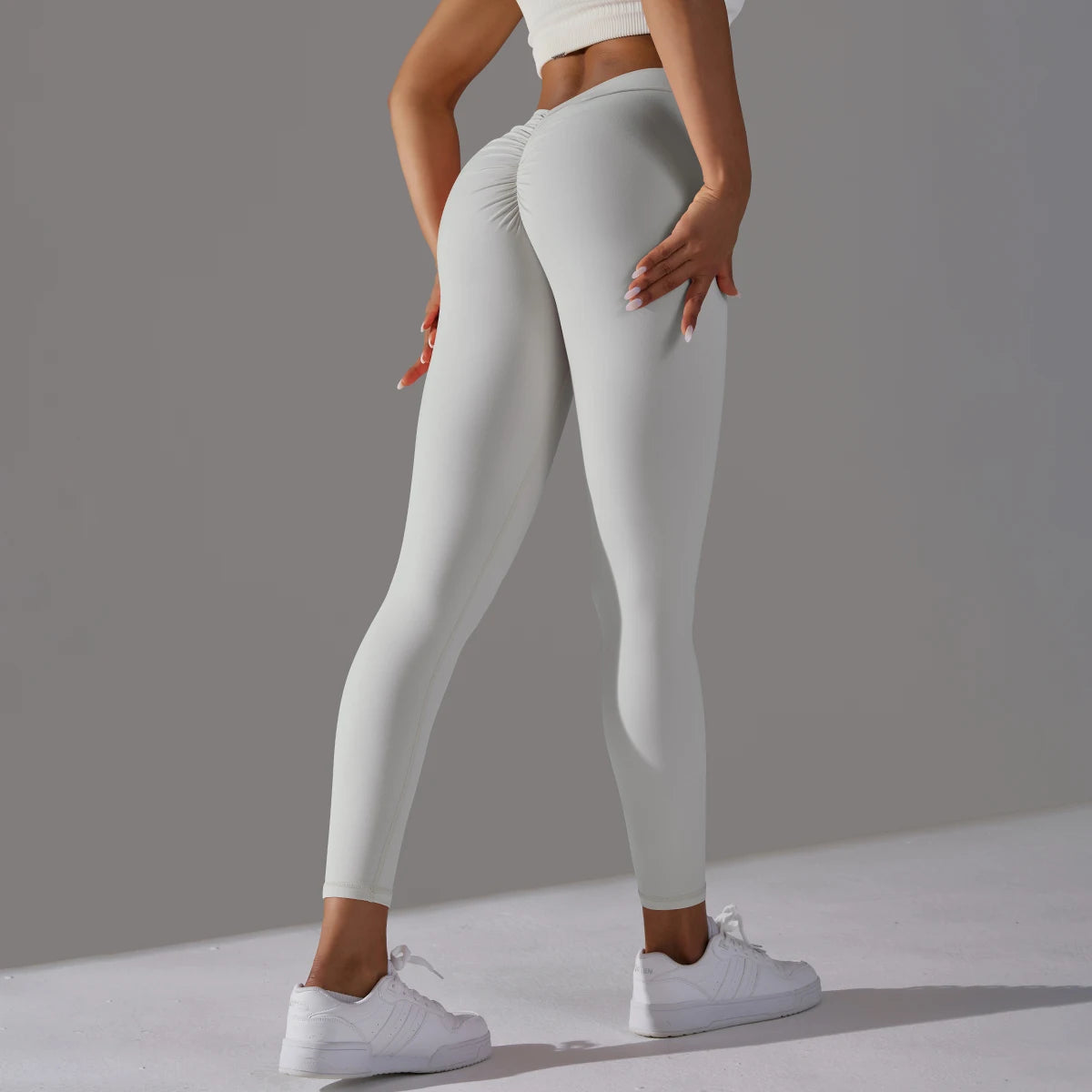 Yoga Leggings Back V Butt Sexy Leggings Women Fitness Workout Gym Running Scrunch Leggings High Waist Active Wear Tight Pants
