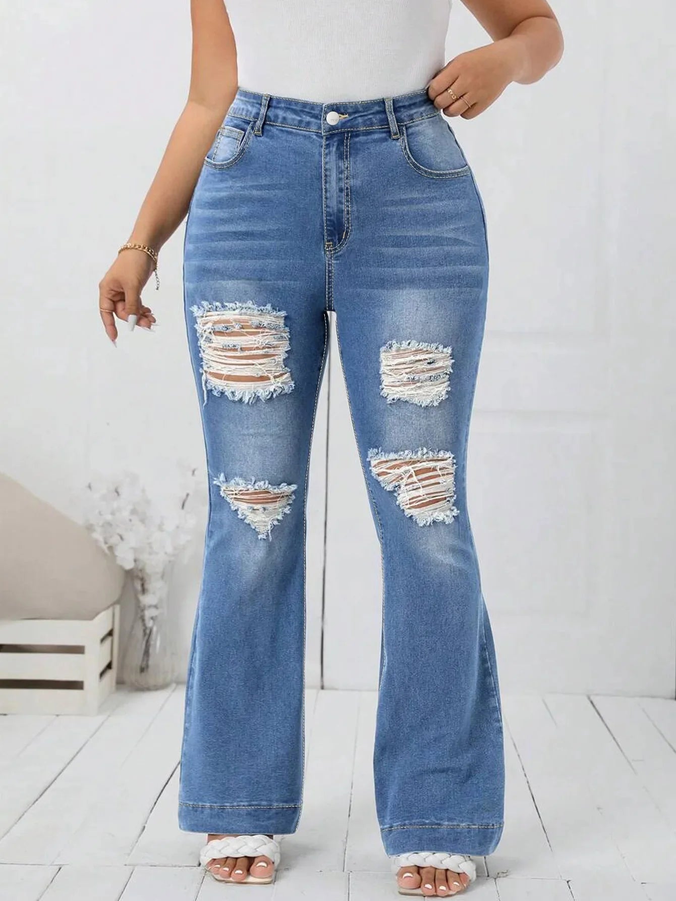 Plus Size Denim Jeans Trendy Elastic Hole Punching Wide Leg Pants for plus Size Women Comfortable Quality Direct Sale